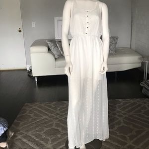 NWT Forever21 White Embroidered Maxi Dress